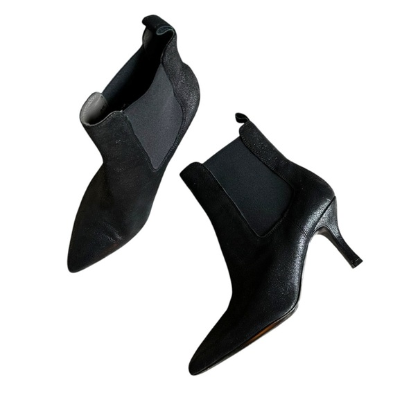 Janet & Janet Shoes - Janet & Janet Black Shiny Leather Pointy Toe Ankle Boots Size EU 39